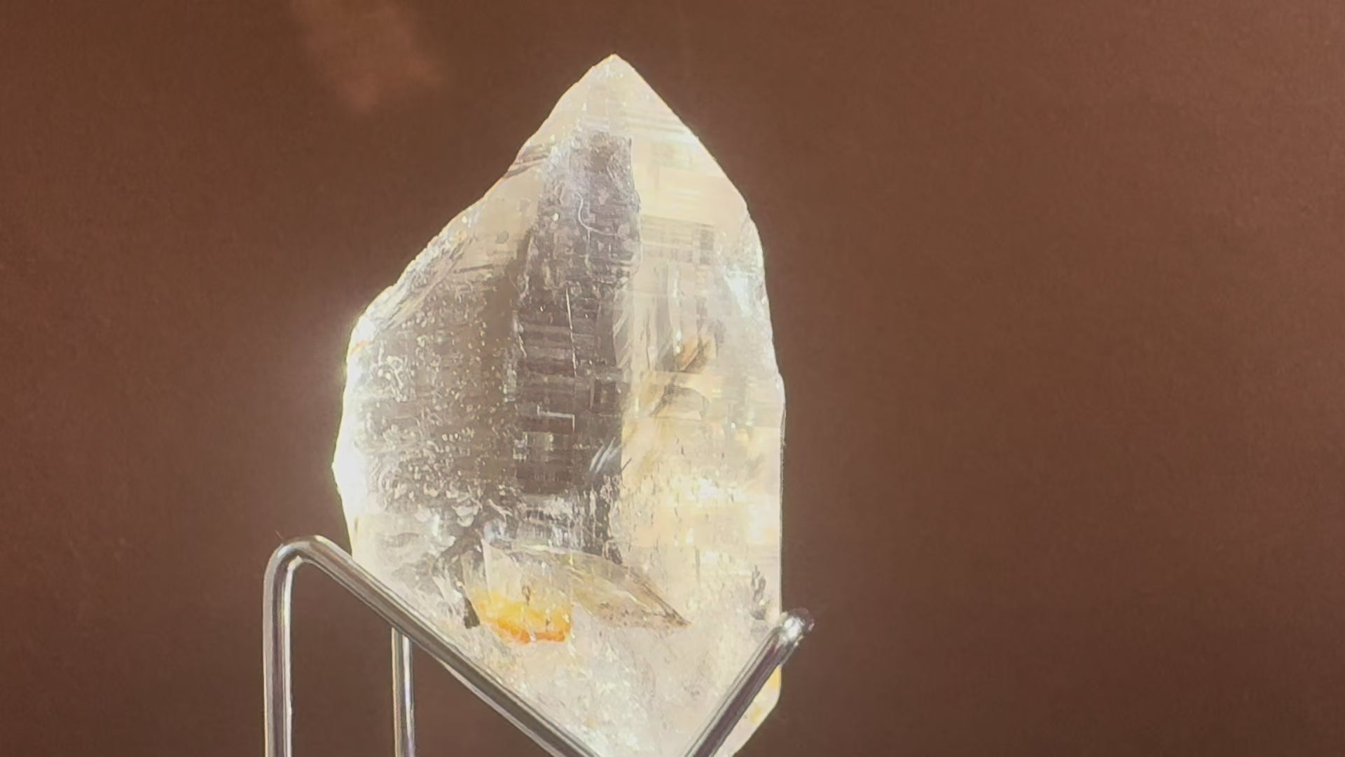Ganesh Himal Crystal Handheld